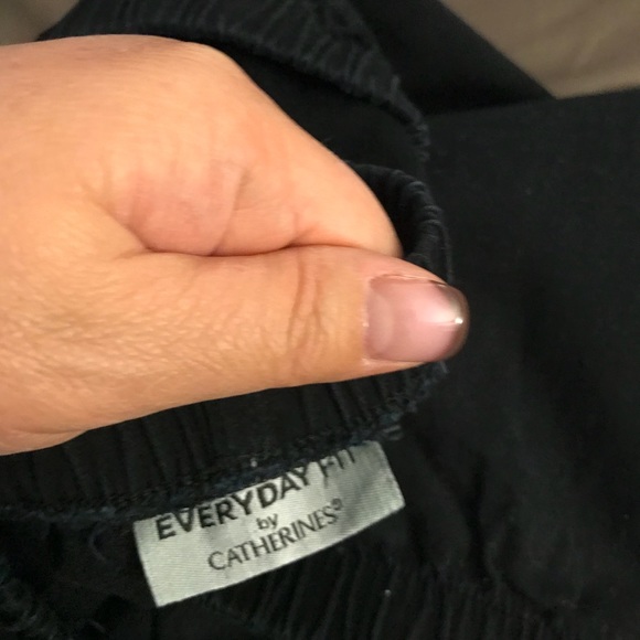 Black Capris - Picture 3 of 3